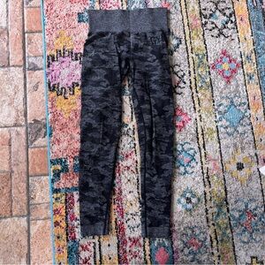 Gymshark Women’s Camo Leggings